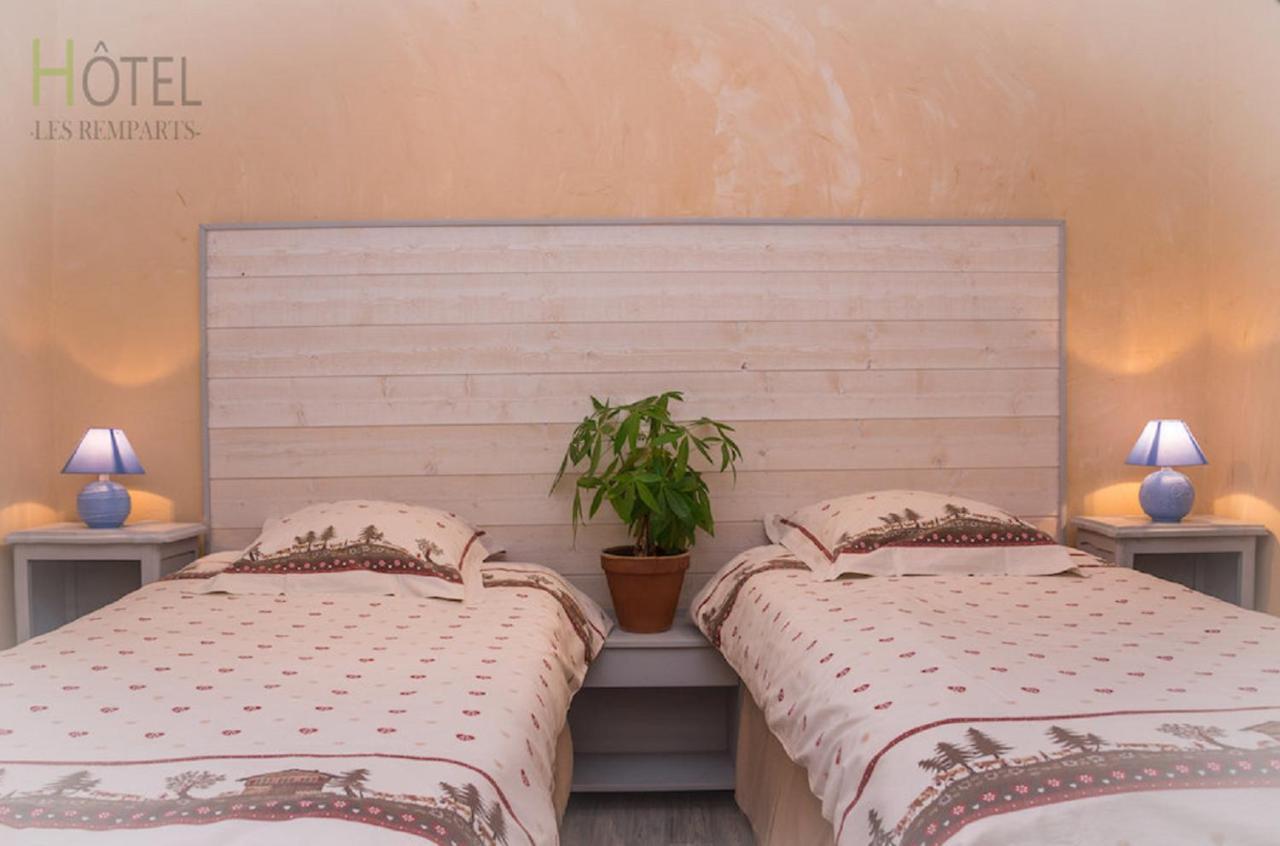 Hotel Les Remparts Nozeroy Экстерьер фото