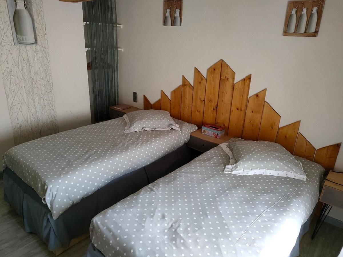Hotel Les Remparts Nozeroy Экстерьер фото
