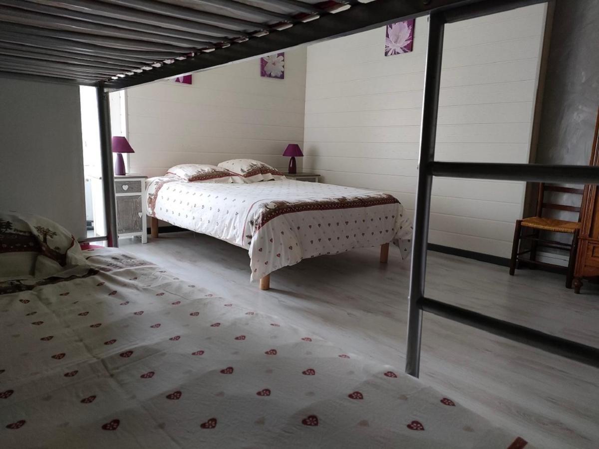 Hotel Les Remparts Nozeroy Экстерьер фото